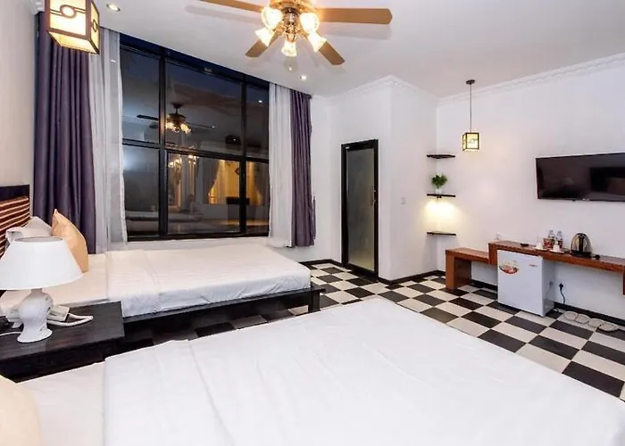 Nanpha Boutique Hotel 4*